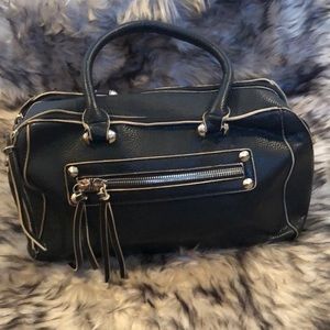 Black Rivet - Black Purse w/5 Pockets
